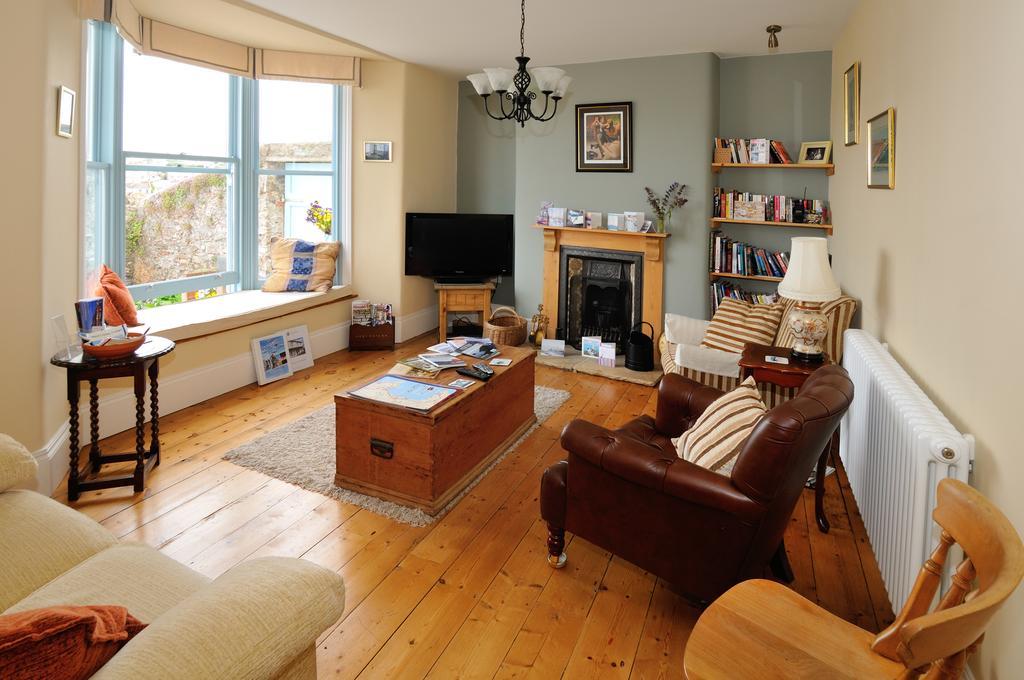 Beacon House B&B Brixham Exterior photo
