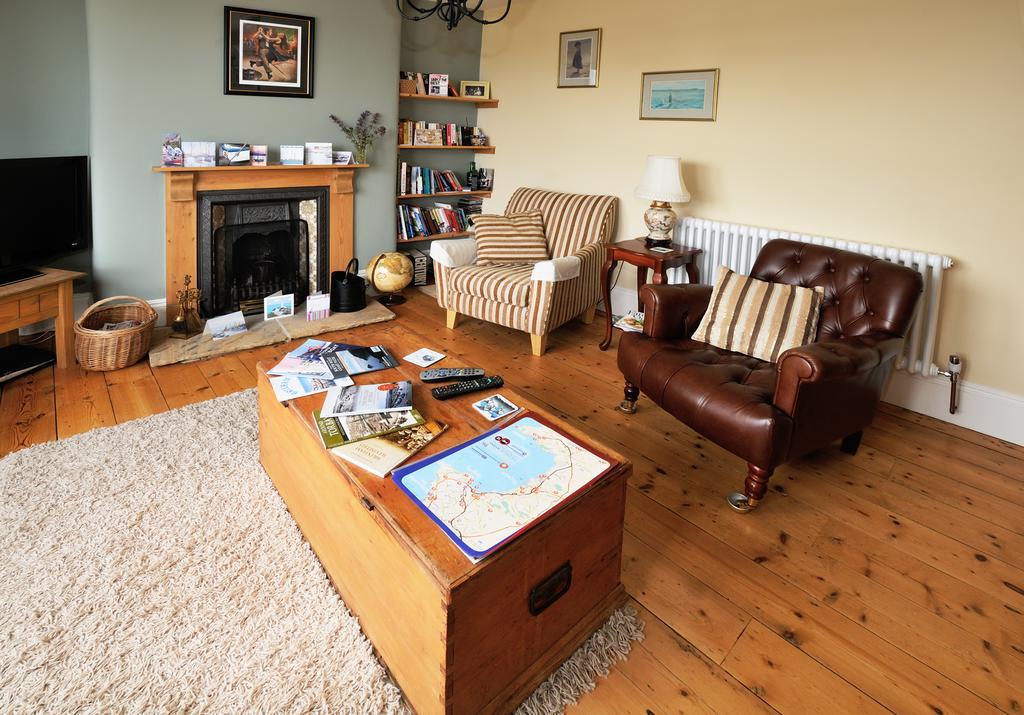 Beacon House B&B Brixham Exterior photo