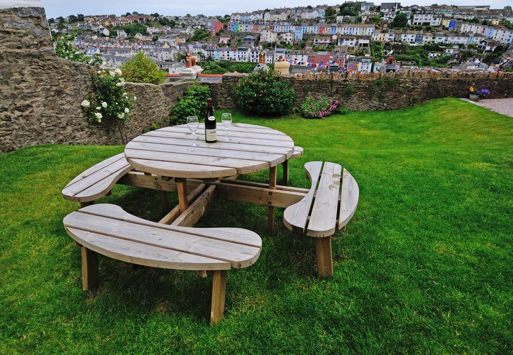 Beacon House B&B Brixham Exterior photo